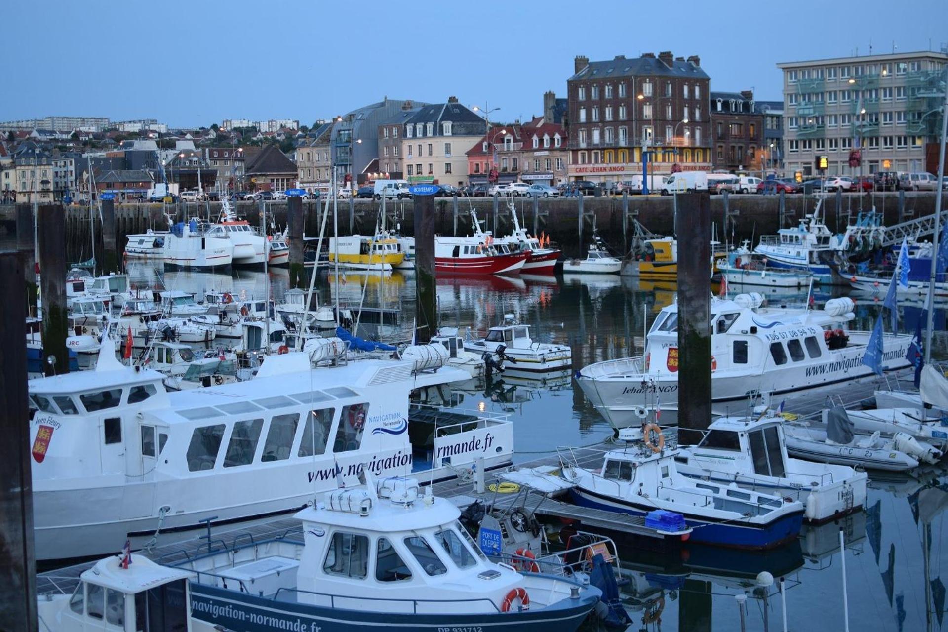 Le Nid Dieppois - Sur Les Quais De Dieppe, Entre Port & Plage Eksteriør bilde
